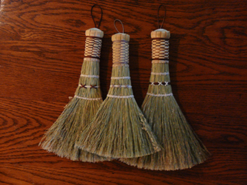 Walnut Whisk Broom & Dustpan Set - 3oak HandCrafted